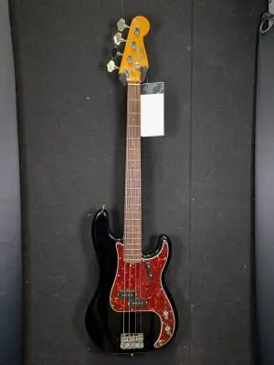 Fender - American Vintage II 60s P-Bass - RW Black